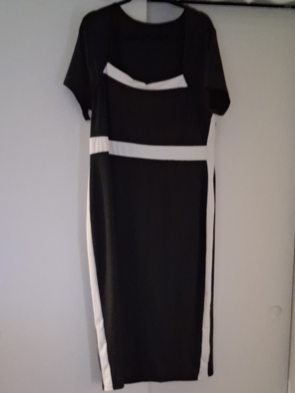 Black & White Contrast Sheath Dress calf length size 4x